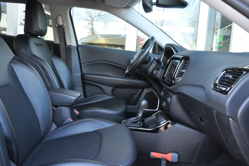 Jeep Compass 1.3T Limited