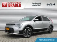 Kia Niro EV Edition Advanced 64.8 kWh | Stuur-/stoelverwarming | Elektr. stoelverstelling | Camera | Cruise adapt. | 17'LM | Clima | 17% bijtelling |