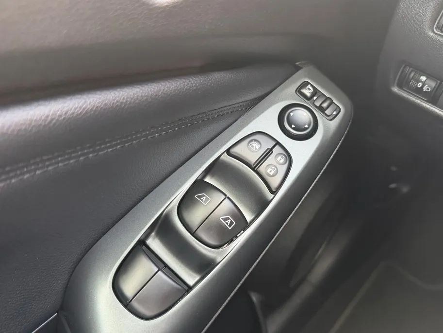 Nissan Juke 1.6 Hybrid N-Design WK DEAL € 500,- korting |Lichtmetalen velgen | Metallic lak| Navigatie | Camera | Automaat | Stuur/Stoel verwarming