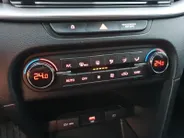 Kia Ceed Sportswagon 1.0T Comfortline Edition | Camera | Apple Carplay / Android Auto | Climate control | Cruise control | Parkeersensoren achter |