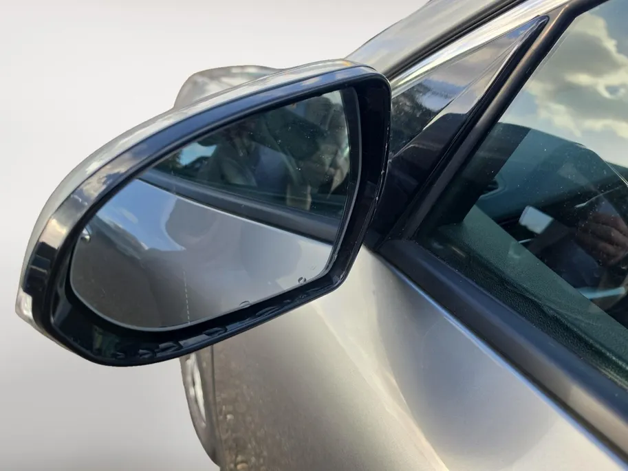 Kia Niro 1.6 GDi Hybrid DynamicLine | Navigatie | Climate control | Cruise control | Trekhaak | Parkeer sensoren | Parkeer camera