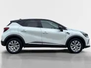 Renault Captur 90PK TCe Intens | 9,3' Navi | Camera | Climate Control | Parkeersensoren | Apple CarPlay/Android Auto | Cruise Control | Lichtmetalen Velgen | Armsteun | Full LED |
