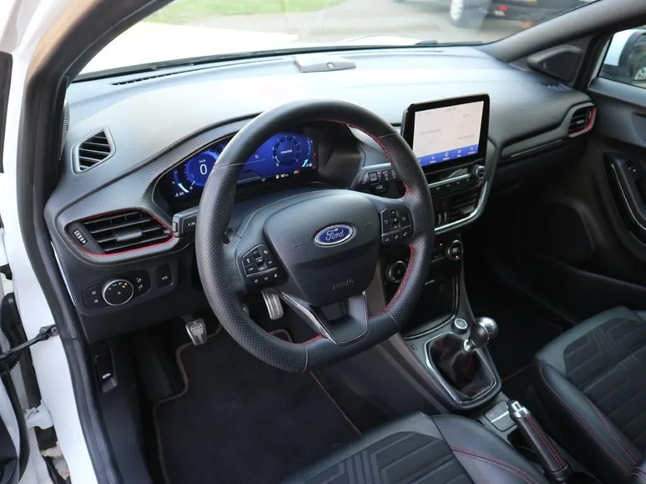Ford Puma 1.0 EcoBoost Hybrid ST-Line X | ADAP CRUISE | TREKHAAK | WINTERPAKKET | BLIS |