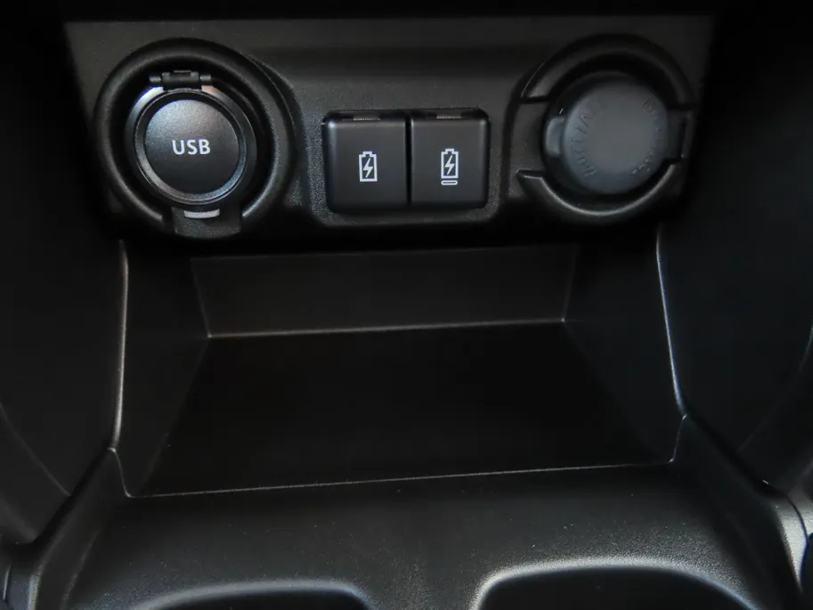 Suzuki Swift 1.2 Style | NU €2.200.- KORTING | Stoelverwarming | Climate Control | meerprijs kleur € 699,-