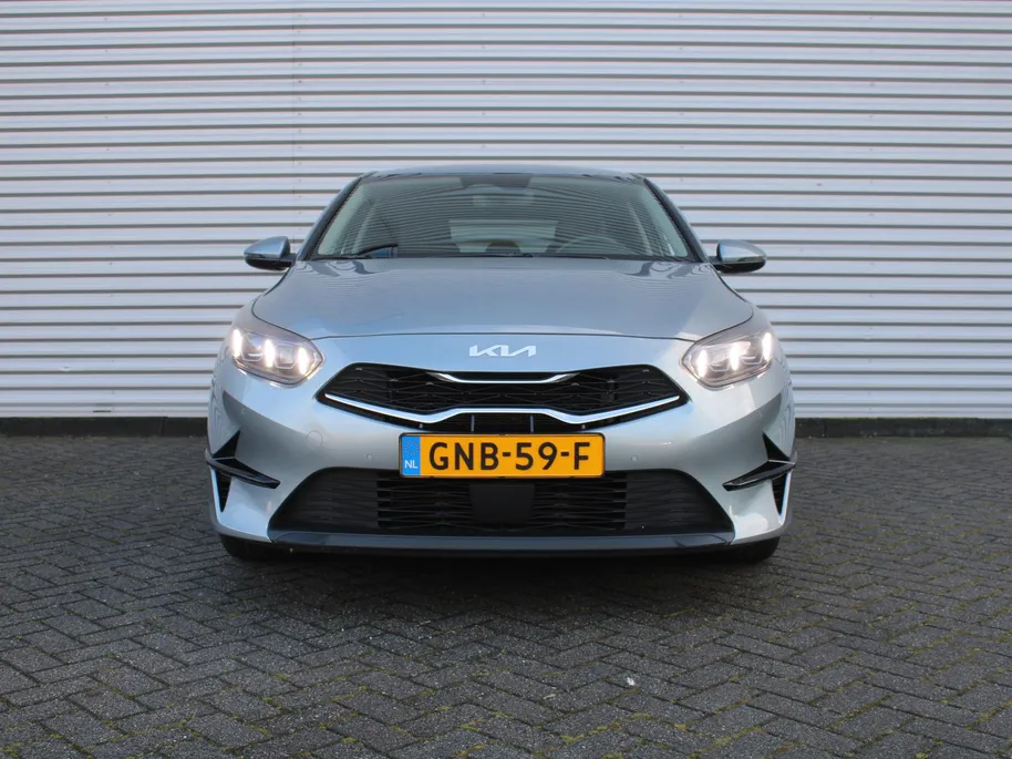Kia Ceed 1.0 T-GDi DynamicPlusLine | Stuur-/stoelverwarming | Camera | Draadloos laden | LED | Dodehoek detectie | 16' LM |