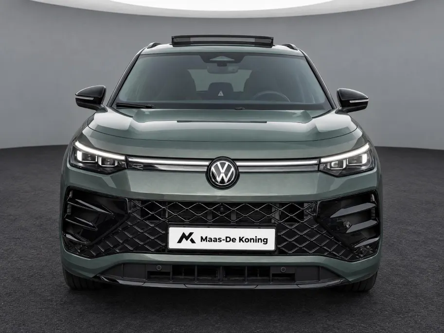 Volkswagen Tayron 1.5 eHybrid 272pk DSG R-Line Edition · Panoramadak · Inklap. Trekhaak · 360 Camera · Matrix LED · Dodehoeksensor · Stuur- & Stoelverwarming · Garantie t/m 16-02-2030 of 100.000km