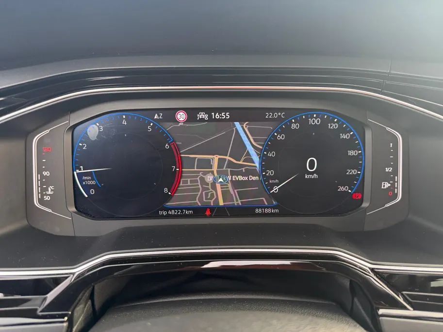Volkswagen Polo 5-deurs 1.0 TSI R-Line Nederlandse Auto | Pano dak | LED iQ | Virtual Cockpit | CarPlay | 17' Bergamo | etc.
