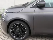 Fiat 500C La Prima 42 kWh | 'Matt Grijs' | Technology | Winter | Camera | 17'