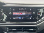 Volkswagen Taigo 1.0 TSI R-Line Edition | AUTOMAAT | CAMERA | APPLE CAR PLAY ANDROID AUTO | Cruise | DAB |