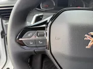 Peugeot 2008 1.2 PureTech Active Pack | 360 Camera | Apple Carplay | Android Auto | Navigatie |