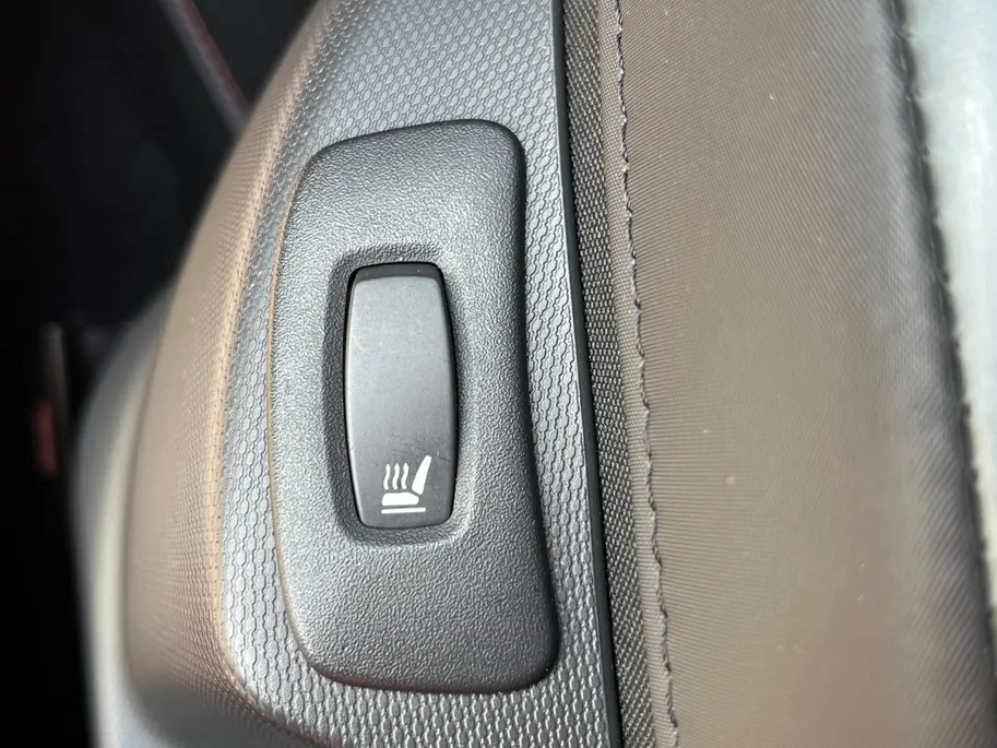 Renault Captur 1.2 TCe Helly Hansen *Automaat*Navigatie*Parkeersensoren*Climate Control*Keyless Entry*LM.Velgen*Stoelverwarming*ETC