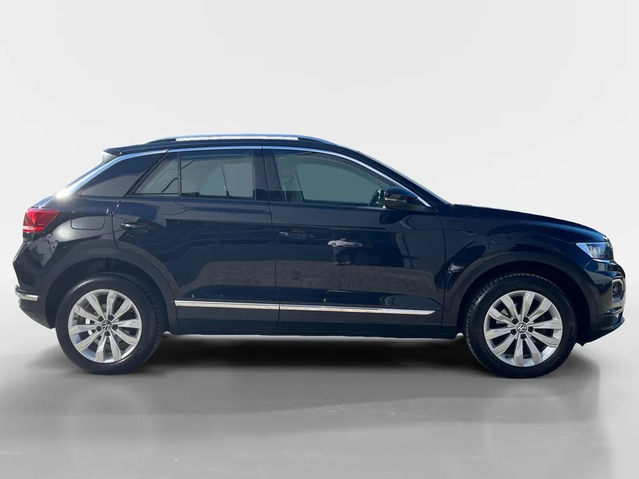 Volkswagen T-Roc 1.5 TSI Sport | Adaptieve Cruise Control | Stoelverwarming | Parkeercamera | Digitale Cockpit