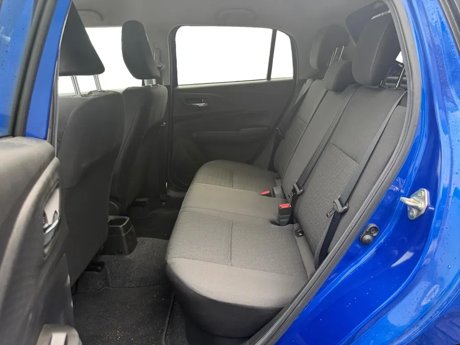 Suzuki Swift 1.2 Style Smart Hybrid | BSM | CLIMATE CONTROL | ZWARTE LOGOS | DEMO DEAL! |