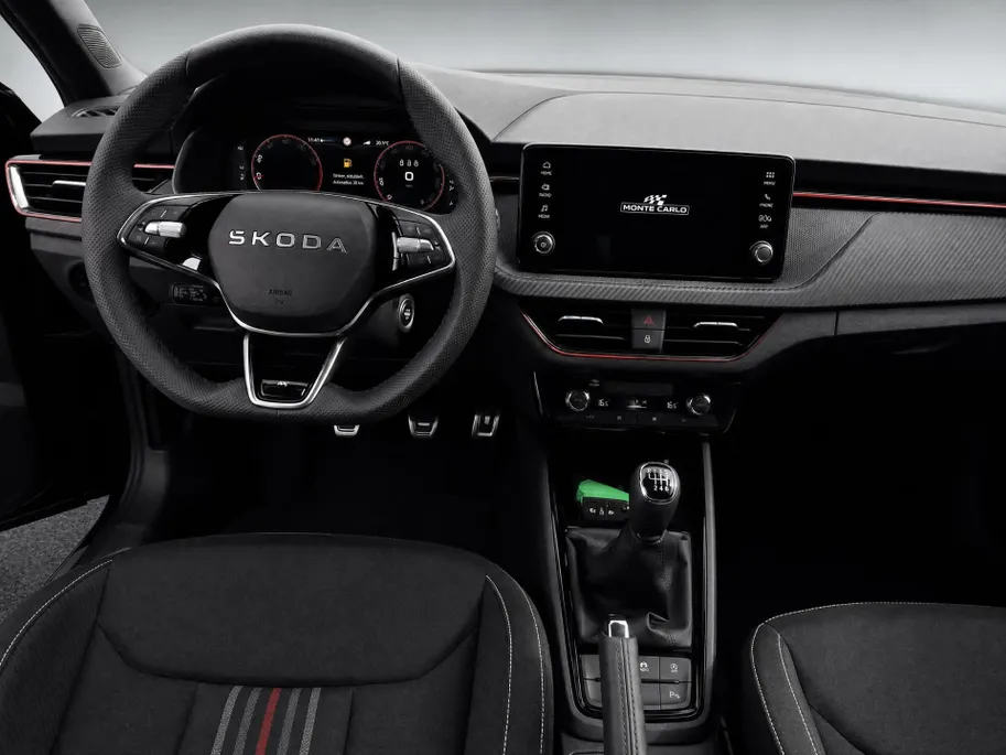 Škoda Kamiq Monte Carlo 1.0 TSI 85 kW / 115 PK SUV 6 versn. Hand. | Metallic lak | Trekhaak Wegklapbaar | 1000,- inruilvoordeel!!