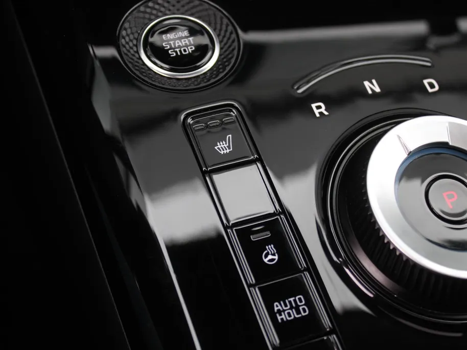 Kia Niro 1.6 GDi Hybrid DynamicPlusLine | Schuif-/kanteldak | Stuur-/stoelverwarming | Cruise adapt. | Camera | HUD | LED | Clima | 16' LM | Navi |