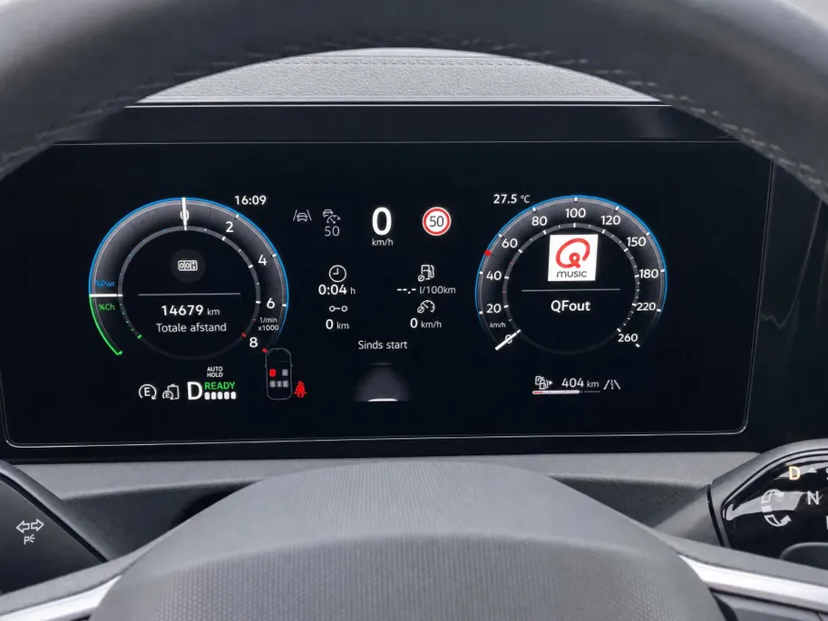 Volkswagen Tiguan 1.5eHybrid 150kW/204PK Elegance · Leder · Panoramadak · Trekhaak · 360°Camera · Garantie t/m 08-09-2030 of 100000km.