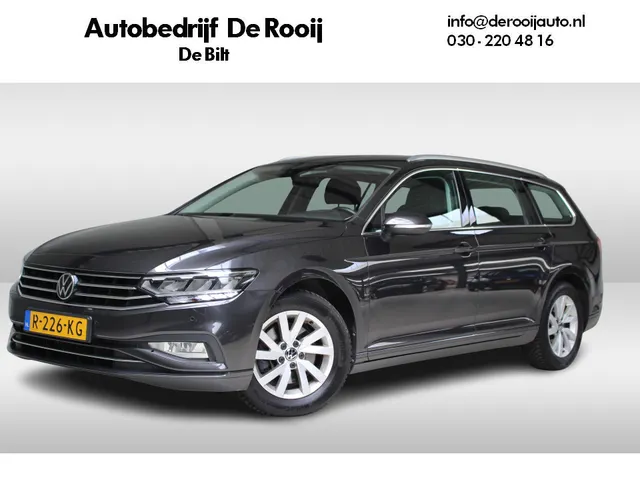Volkswagen Passat Variant 1.5 TSI DSG Business | Navigatie | PDC + Camera | App Connect