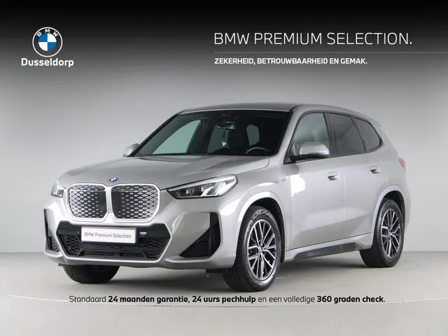 BMW iX1