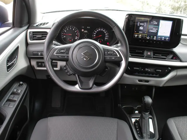 Suzuki Swift 1.2 Select Smart Hybrid Automaat | € 2200,- DEALERKORTING! | Alle kleuren leverbaar!