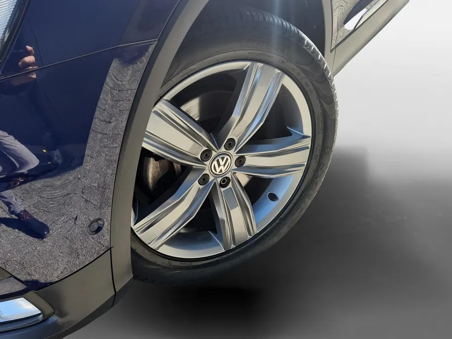 Volkswagen Tiguan 2.0 TSI 4Motion Highline | Virtual | Adaptive Cruise | 360 Camera | NL Auto | Elektr. Kofferklep | 1 Jaar Bovag Garantie |