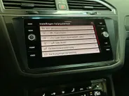 Volkswagen Tiguan 1.4TSIeHybrid 180kW/245PK DSG R-Line · Panoramadak · Trekhaak · 360°Camera + Parkeersensoren · 20'' · Apple/Android Car Play ·