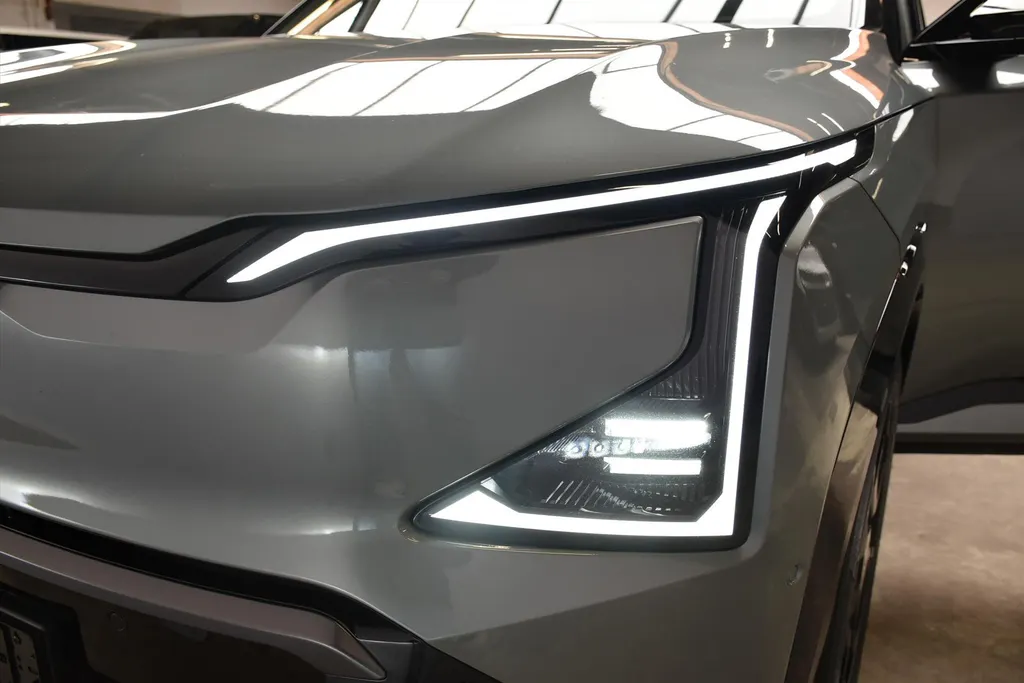 Kia EV5 81,4 kWh 217pk 2WD GT-PlusLine Nieuw te Bestellen