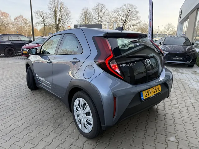 Toyota Aygo X 1.0 VVT-i MT Play | Camera | Carplay | Ad.Cruise