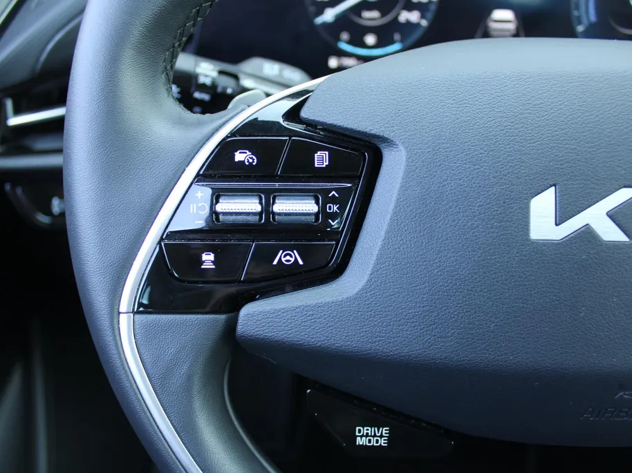 Kia Niro 1.6 GDi Hybrid DynamicLine | Camera | Cruise adapt. | Clima | 16' LM | Navi | Keyless |