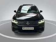 Volkswagen Tiguan 1.4TSIeHybrid 180kW/245PK DSG R-Line · Panoramadak · Trekhaak · 360°Camera + Parkeersensoren · 20'' · Apple/Android Car Play ·