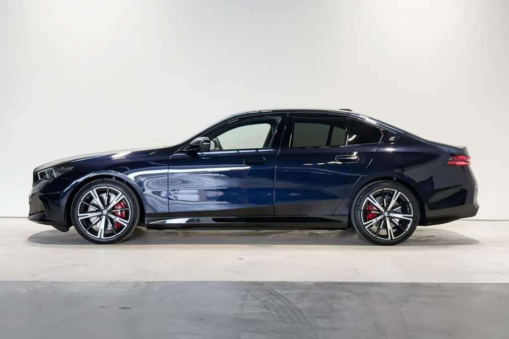 BMW i5 Sedan eDrive40 Innovation Pack M Sportpakket Pro