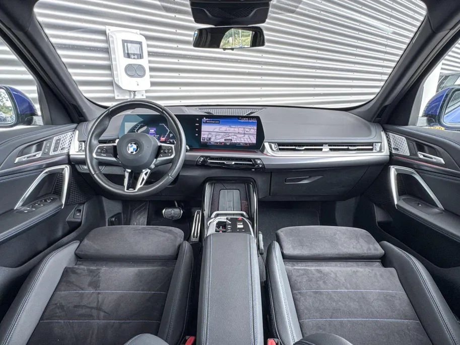 BMW X1 xDrive23i