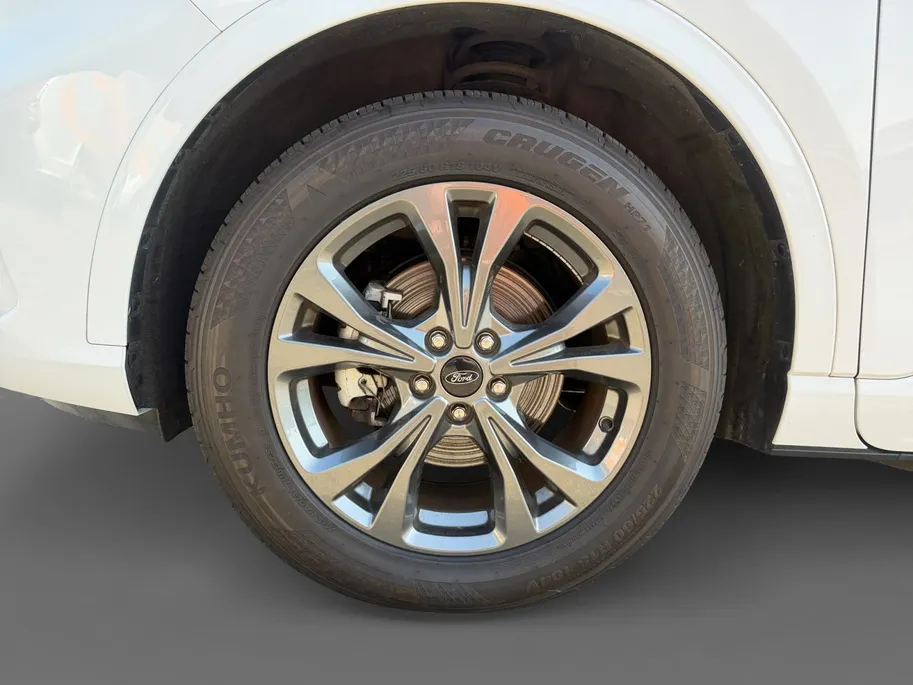 Ford Kuga 2.5 PHEV ST-Line | NL auto | 1500 kg trekgewicht | Automaat | Winter pack | Achteruitrijcamera | Parkeersensoren voor en achter | Cruise control | Apple carplay & Android auto | Bovag garantie |