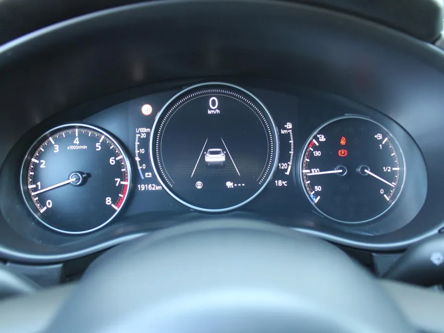 Mazda CX-30 2.0 e-SkyActiv-X M Hybrid Homura | Stoel-/stuurverwarming | Camera | 18' LM | LED | HUD | Dodehoek detectie | Elek. achterklep | Cruise adapt. |