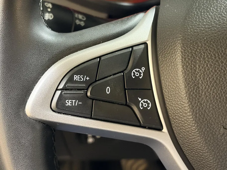 Dacia Sandero Stepway 100PK TCe ECO-G Extreme (LPG) | 1ste Eigenaar | Trekhaak | 1100KG Trekgewicht | Camera | Apple Carplay/Android Auto | Parkeersensoren | Lichtmetalen Velgen | Licht & Regen Sensor | LED Lampen|
