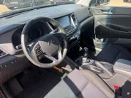 Hyundai Tucson 1.6 GDi Comfort *Navi+Camera*Climate Control*Trekhaak*Stoelverwarming*LM.Velgen*1ste eigenaar!