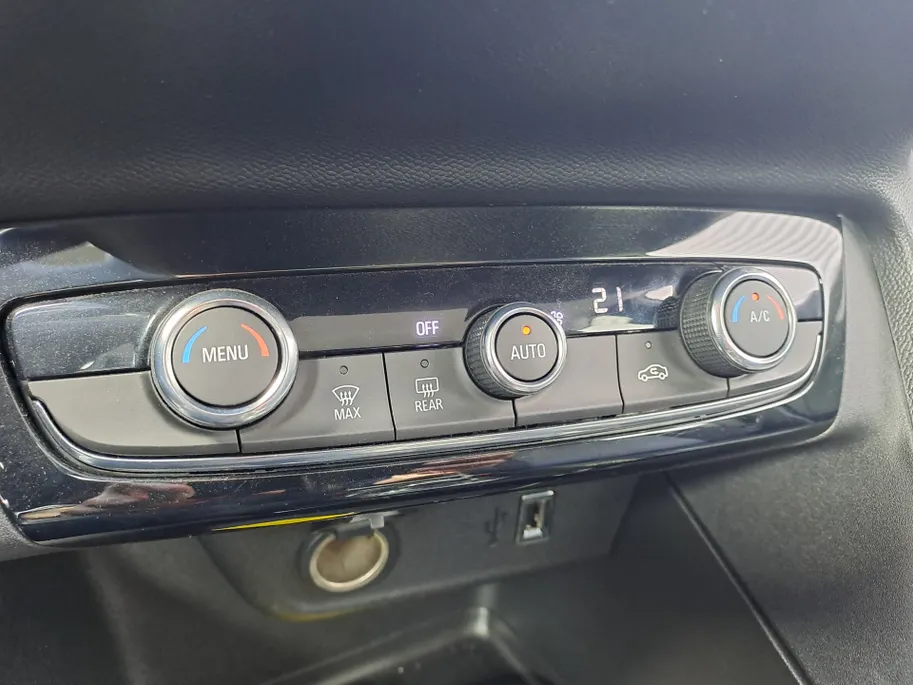 Opel Corsa-e Edition 50 kWh | Cruise control | Apple Carplay/Android Auto | ECC | Automaat | 100 % Elektrisch | SOH 92,1 %