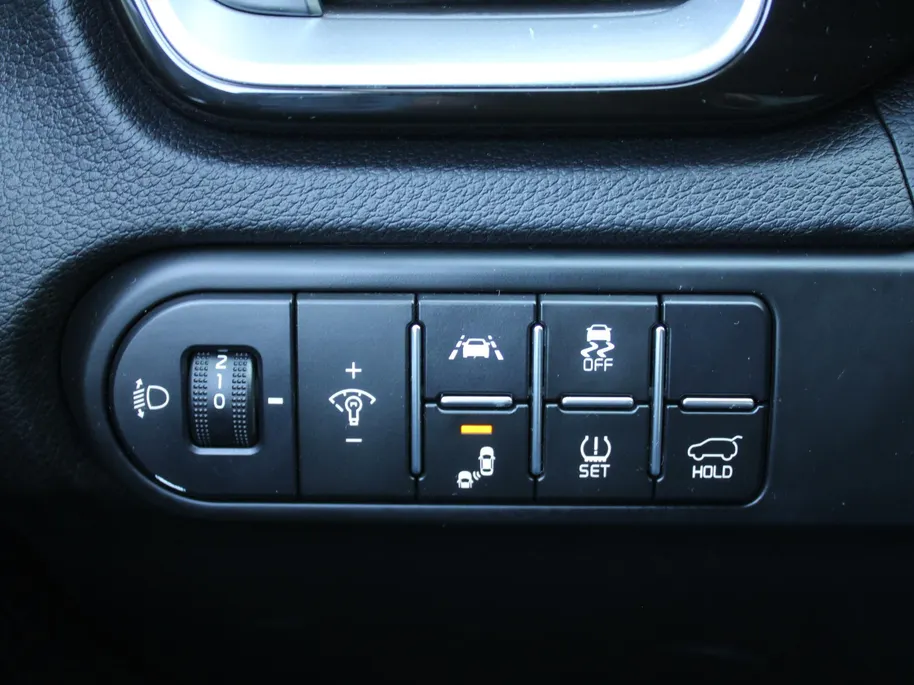 Kia XCeed 1.4 T-GDi ExecutiveLine | Trekhaak | Schuif-/kanteldak | Stuur-/stoelverwarming + ventilatie | 18' LM |