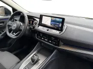 Nissan QASHQAI 1.3 MHEV Xtronic N-Connecta Apple Carplay/Android Auto , airco (automatisch) , cruise control adaptief met Stop&Go en stuurhulp , elektrisch bedienbare achterklep met sensorsturing , navigatiesysteem , panoramadak , voorstoelen verwarmd en stuur , rondomz