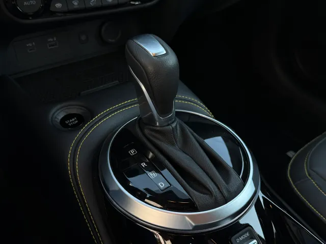 Nissan Juke Hybrid 143pk N-Sport | Navigatie | 360-Camera | App Connect | ACC | Cold Pack | Keyless