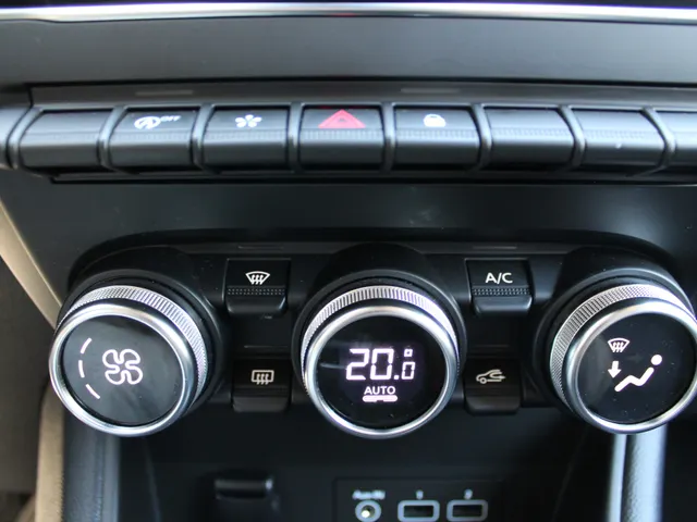 Renault Captur 1.3 TCe 130 AUT Edition One | automaat | Bose Audio | achteruitrijcamera