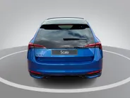Škoda Scala 1.0 TSI Monte Carlo 85 kW / 115 PK Hatchback 6 versn | Race Blue | Trekhaak |