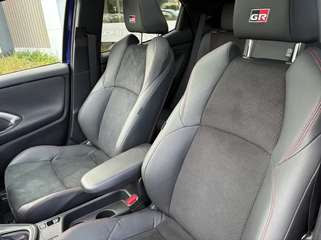 Toyota Yaris 1.5 Hybrid GR Sport | Panoramadak | JBL