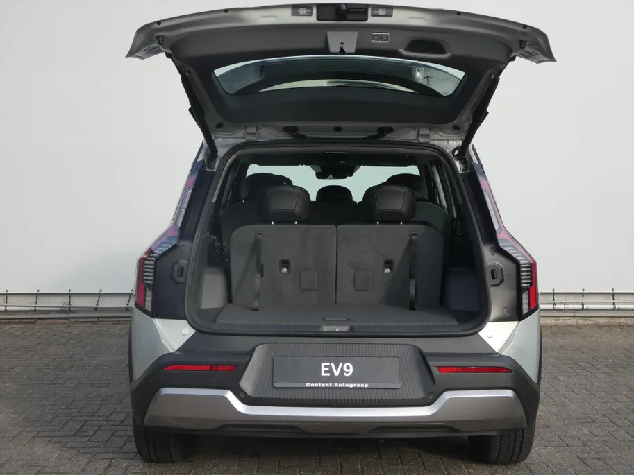 Kia EV9 76,1kWh 217pk RWD First Edition | IN BESTELLING