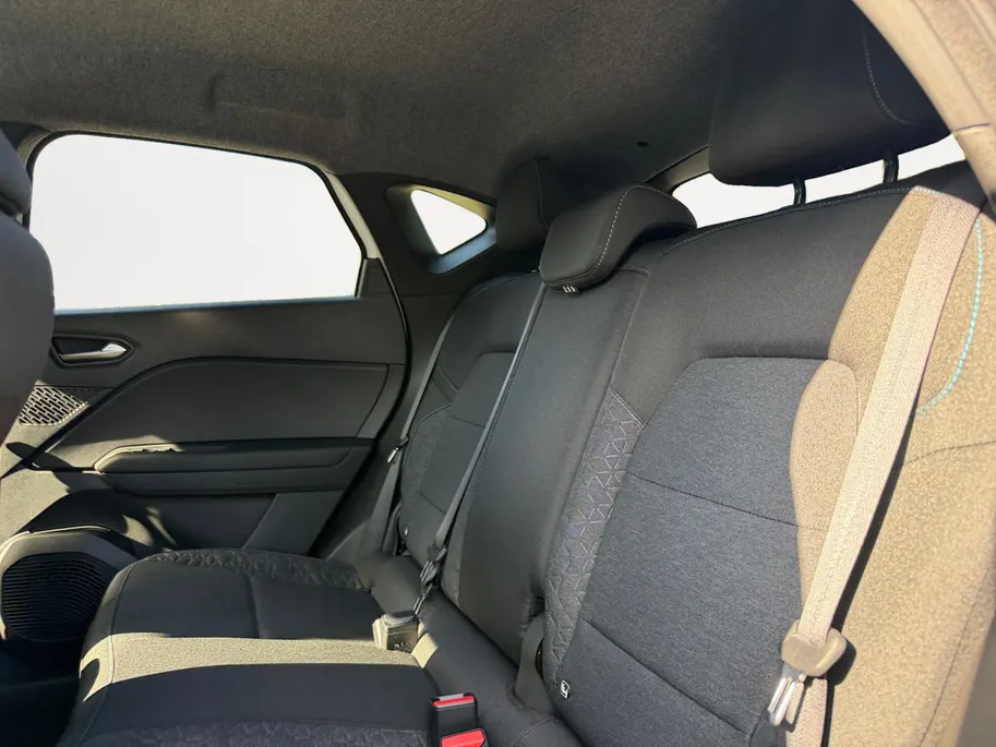 Mitsubishi ASX 1.8 HEV AT Black Edition | DIRECT RIJDEN | 3850 EURO REGISTRATIE KORTING | CARPLAY | ACHTERUITRIJCAMERA | STOELVERWARMING |