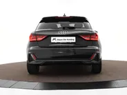 Audi A1 Sportback 30 TFSI 110pk S Edition · Camera · Apple/Android Car Play · Keyless · P-Sensoren · Getint Glas · Afgevlakt Stuurwiel · 17'' Inch ·