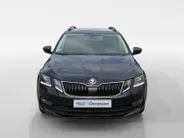 Škoda Octavia Combi 1.5 TSI Greentech Ambition Business | Automaat | Navigatie | Apple carplay & Android auto | Parkeersensoren voor en achter | Achteruitrijcamera | Elektr. achterklep | Afneembare trekhaak | Stoelverwarming voor | Bovag garantie |