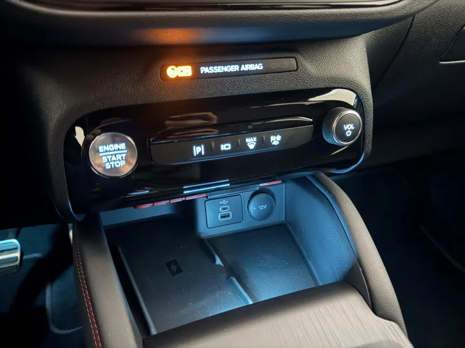 Ford Kuga 2.5 PHEV ST-Line X DIT IS EEN VOORRAADAUTO! | Elektrisch Wegklapbare Trekhaak | Winter Pack |