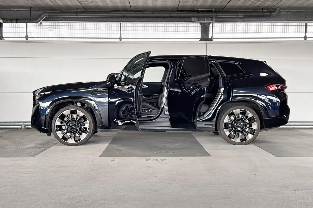 BMW XM PHEV 50e 30 kWh