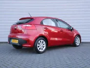 Kia Rio 1.2 CVVT ComfortLine | Apple Carplay/Android Auto | Navi Pioneer  | Airco | Cruise | All seasons | Dealeronderhouden |