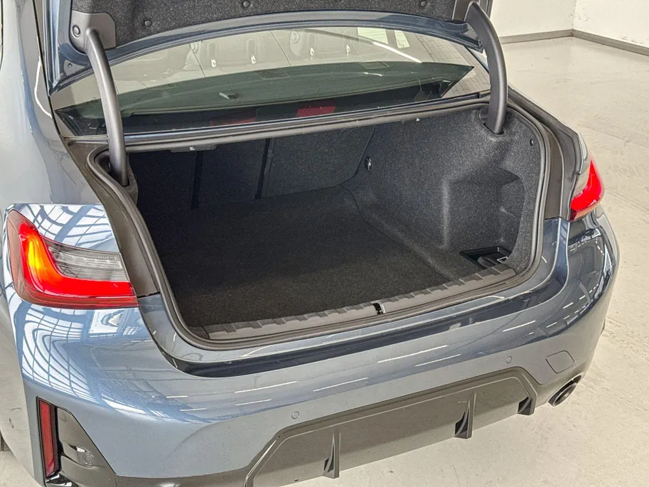BMW 3 Serie Sedan 318i M Sportpakket Pro
